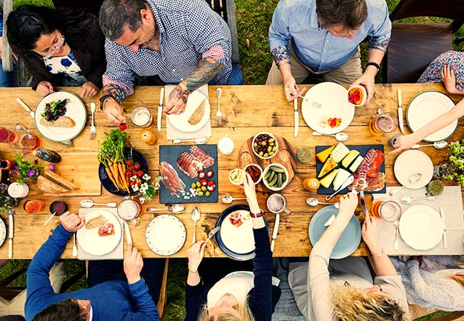 Simple and Real: Experience Jesus at Your Advent Table